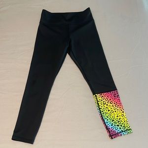 Zyia rainbow leopard light n tight leggings size 6-8